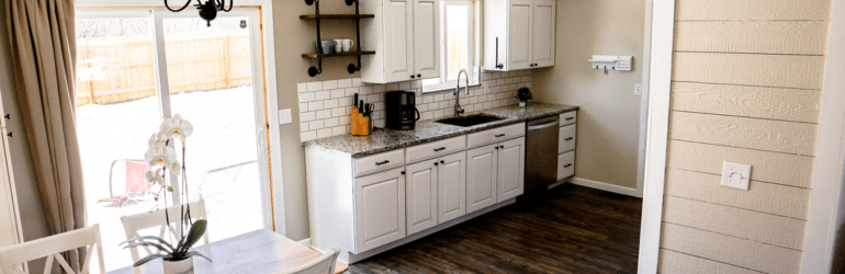 Cozy kitchen and dining area Colorado home